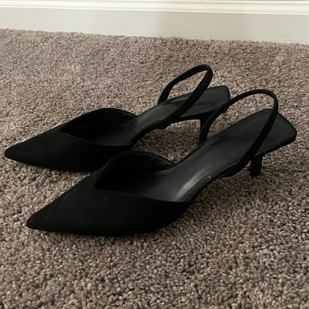 Black Strappy Pumps